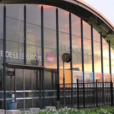 Duplex In The Heart Of Old Terrace + Parking דירה *