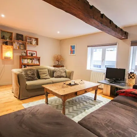 Appartement Duplex In The Heart Of Old Terrace + Parking