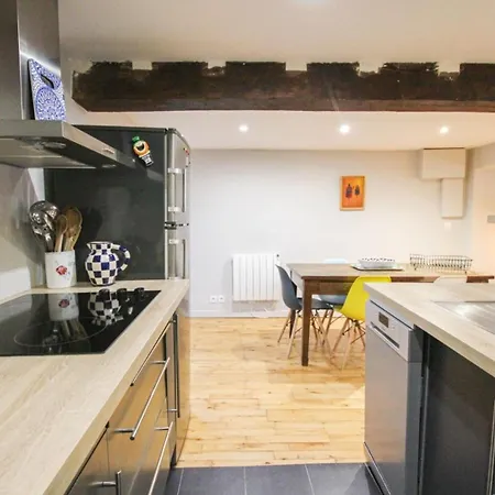Duplex In The Heart Of Old Terrace + Parking Appartement *